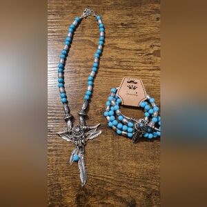 Turquoise Beaded Feather Pendant Necklace & Bracelet Set